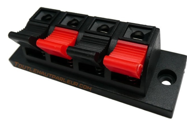 BORNIER HP RECTANGULAIRE 4PLOTS 70*24MM version ECO