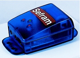 Mini-enregistreur de température interne, de température externe, et de tension DC