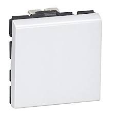 Poussoir ou poussoir inverseur Mosaic Easy-Led 6A 250V~ fonction standard ou fonction lumineux avec ajout de voyant brochable - blanc RAL9003 finition brillante - 2 modules - à équiper d'un support et d'une plaque Mosaic
