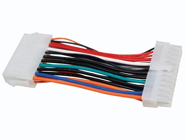 **CÂBLE D'ALIMENTATION ATX 20P MÂLE VERS 24P FEMELLE (8cm)