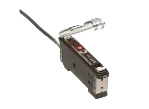 Standard, 10-24 Vc.c., PNP, LO/DO, IP66, câble 2 m