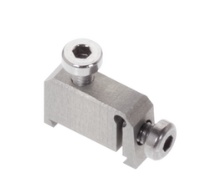 Bride de fixation BMF Bride de fixation BMF Vérin pneumatique avec rail support intégré pour capteurs magnétiques BMF