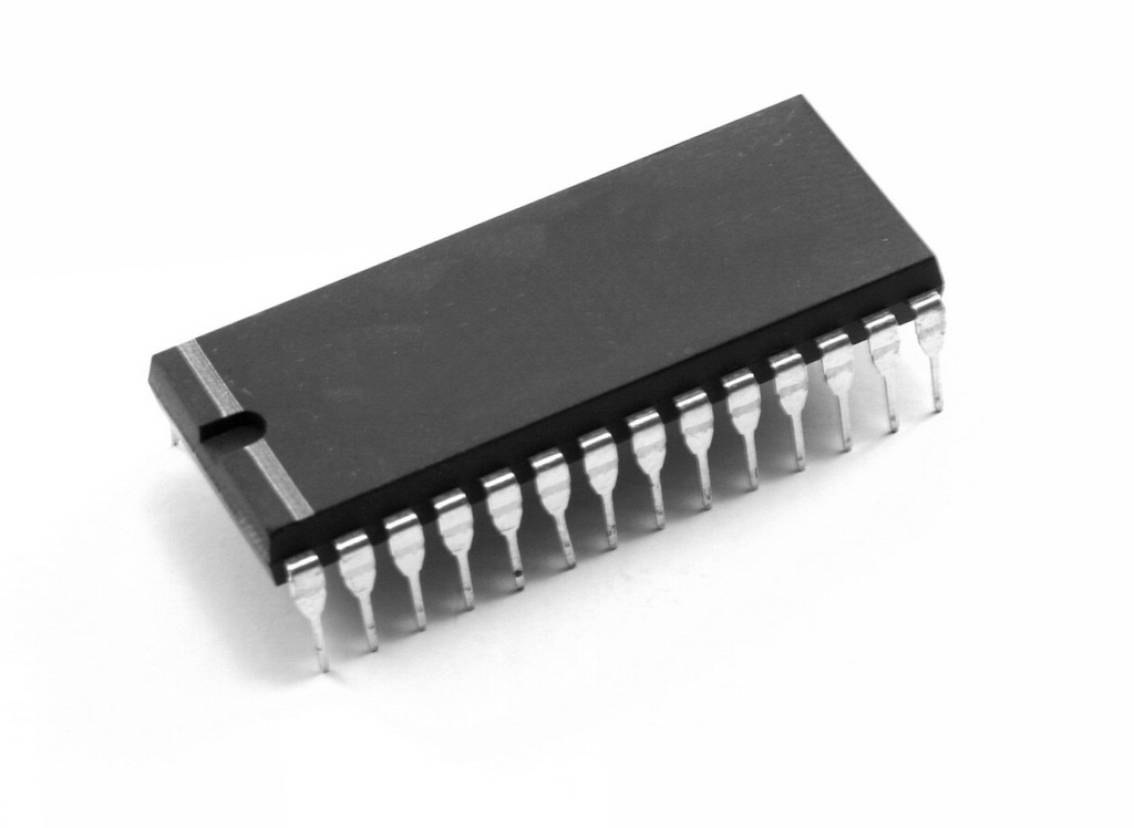 MICROCONTROLEUR CMOS 8-BIT FLASH